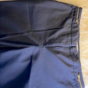 HM Size 4 US dark blue